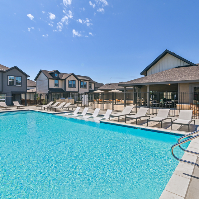 Grand Prairie Apartments Canvas at Grand Prairie Gallery